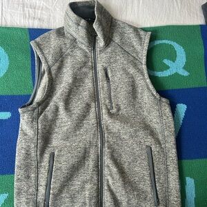 Beverly Hills Polo Club Men's Gray Vest